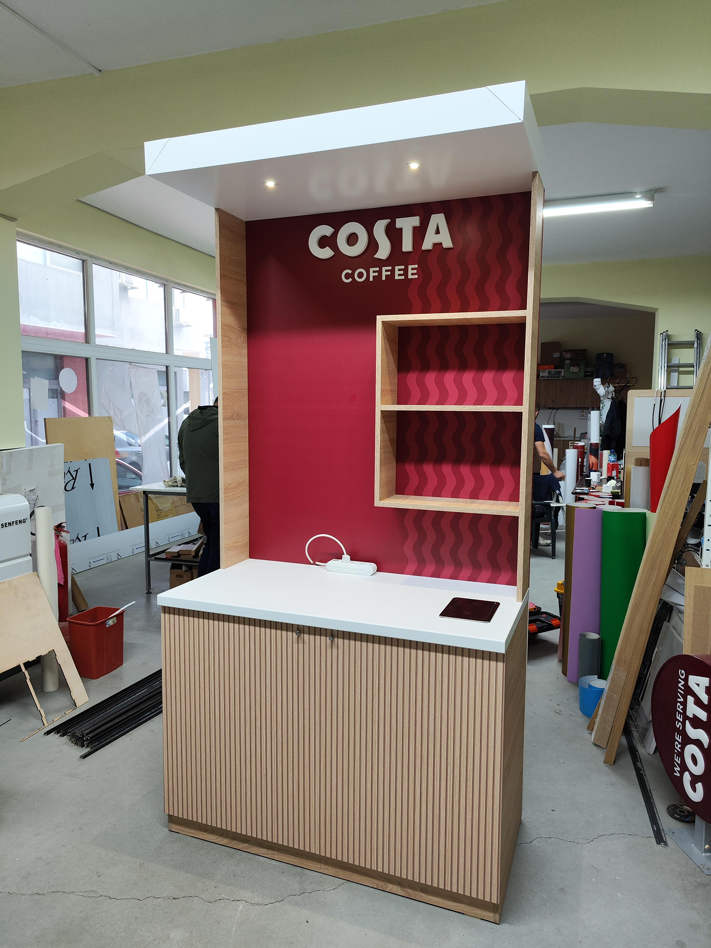 Стелаж Costa Coffee